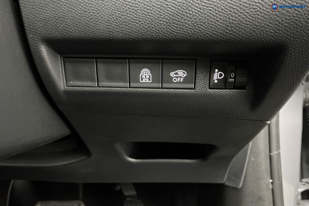 Peugeot 208 Allure Automatic Petrol Hatchback - Stock Number (1636705) - 24th supplementary image
