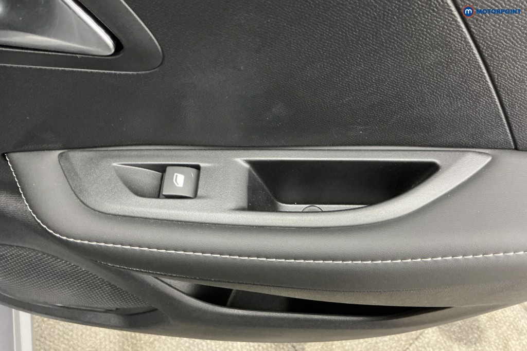 Peugeot 208 Allure Automatic Petrol Hatchback - Stock Number (1636705) - 28th supplementary image