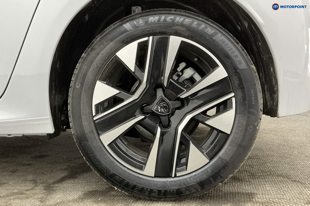 Peugeot 208 Allure Automatic Petrol Hatchback - Stock Number (1636799) - 36th supplementary image