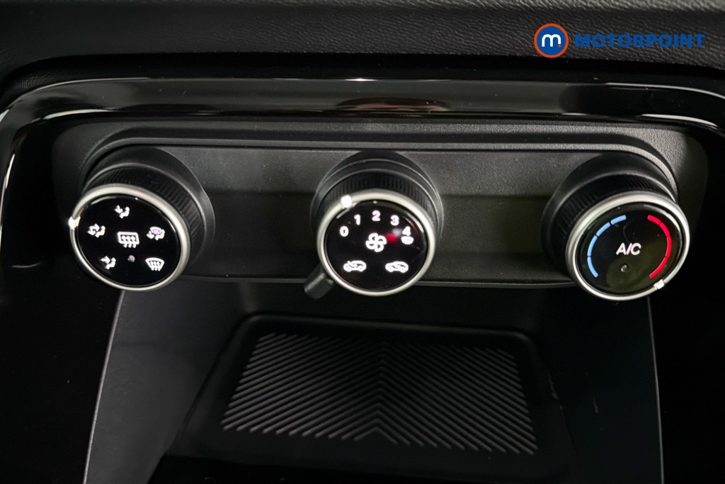 Citroen C3 Plus Automatic Electric Hatchback - Stock Number (1636825) - 12th supplementary image