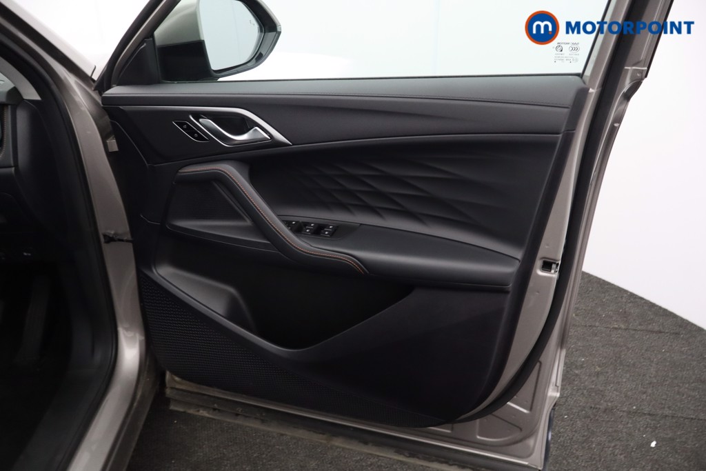 Mg Motor Uk HS Trophy Automatic Petrol-Electric Hybrid SUV - Stock Number (1637218) - 14th supplementary image