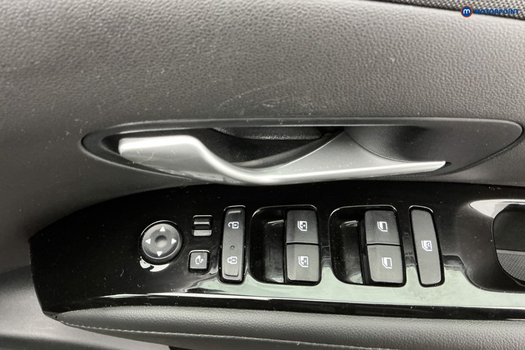 Hyundai Tucson Se Connect Manual Petrol SUV - Stock Number (1637884) - 25th supplementary image