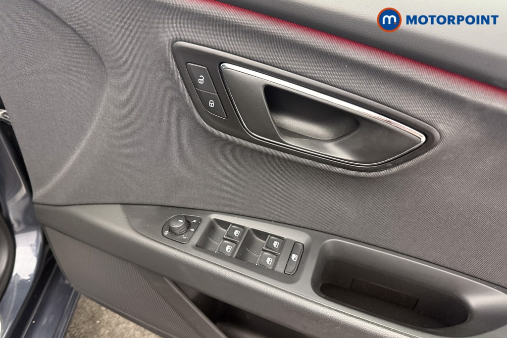 Seat Leon FR Manual Petrol Hatchback - Stock Number (1638342) - 3rd supplementary image
