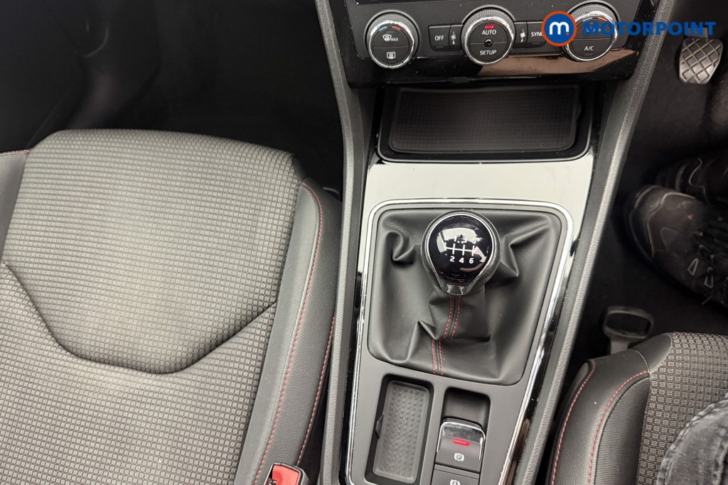 Seat Leon FR Manual Petrol Hatchback - Stock Number (1638342) - 12th supplementary image