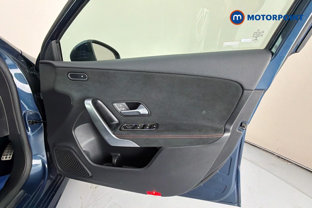 Mercedes-Benz A Class Amg Line Manual Petrol Hatchback - Stock Number (1638448) - 19th supplementary image