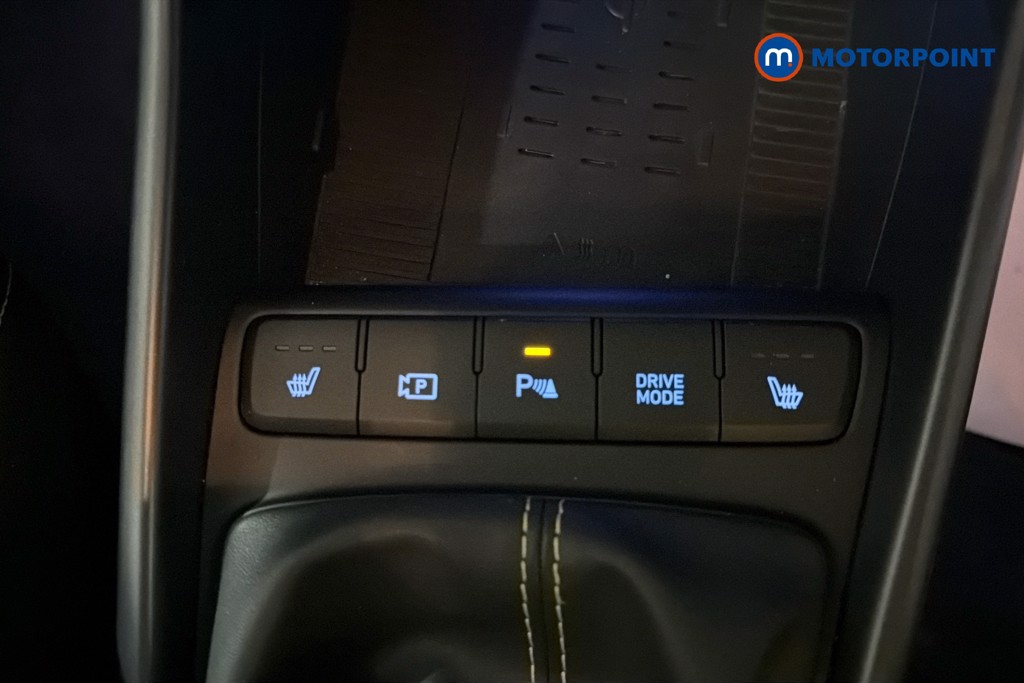 Hyundai I20 Ultimate Manual Petrol Hatchback - Stock Number (1638552) - 14th supplementary image