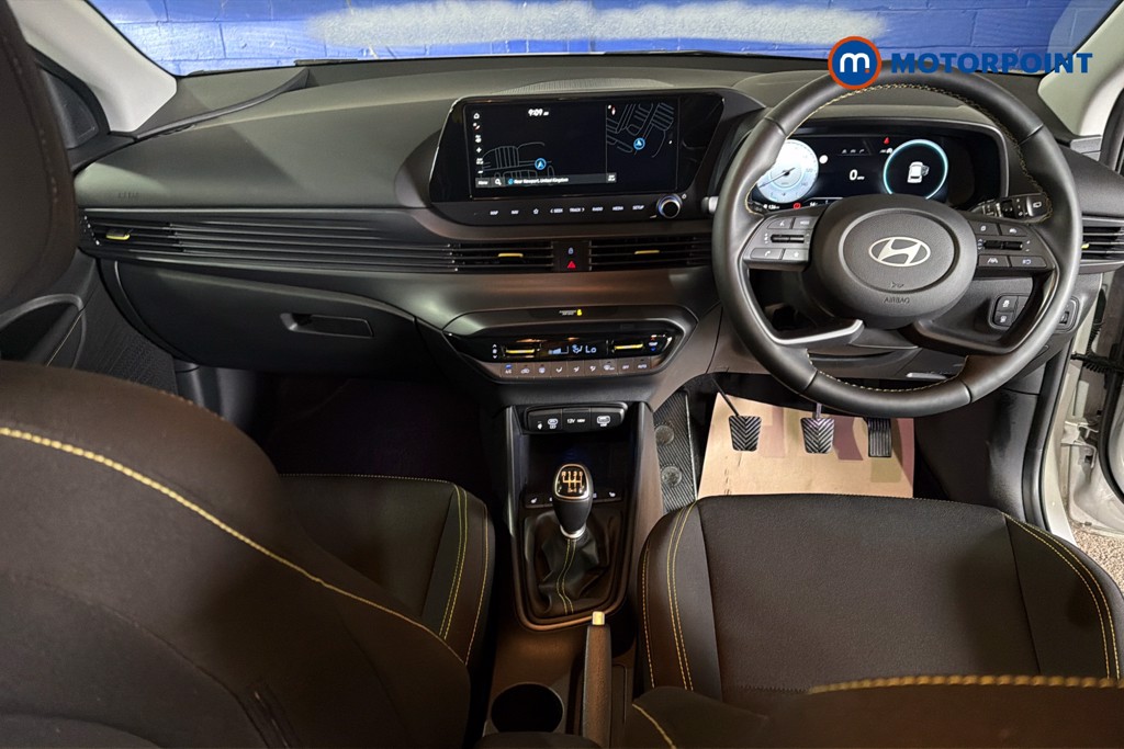 Hyundai I20 Ultimate Manual Petrol Hatchback - Stock Number (1638552) - 1st supplementary image