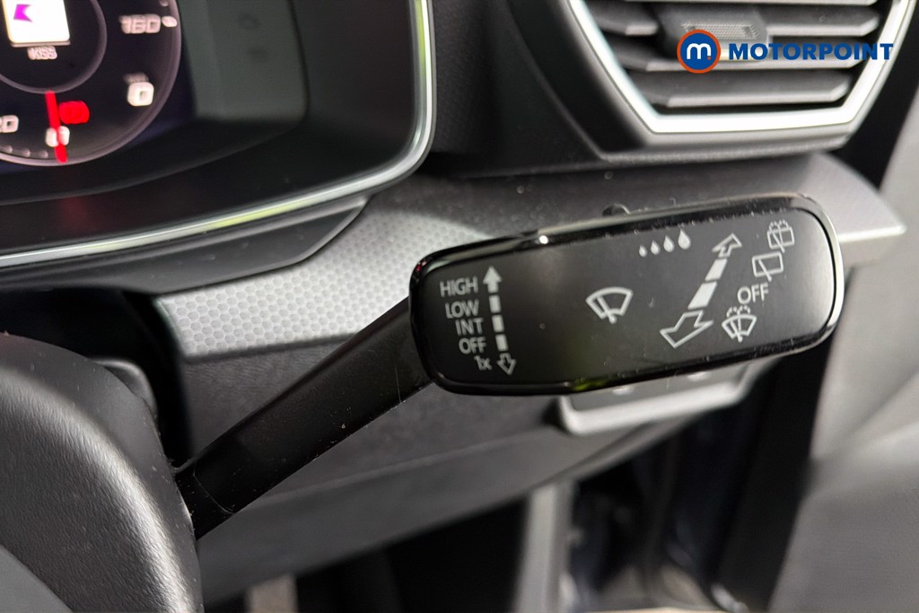 Seat Leon Se Dynamic Manual Petrol Hatchback - Stock Number (1638657) - 7th supplementary image
