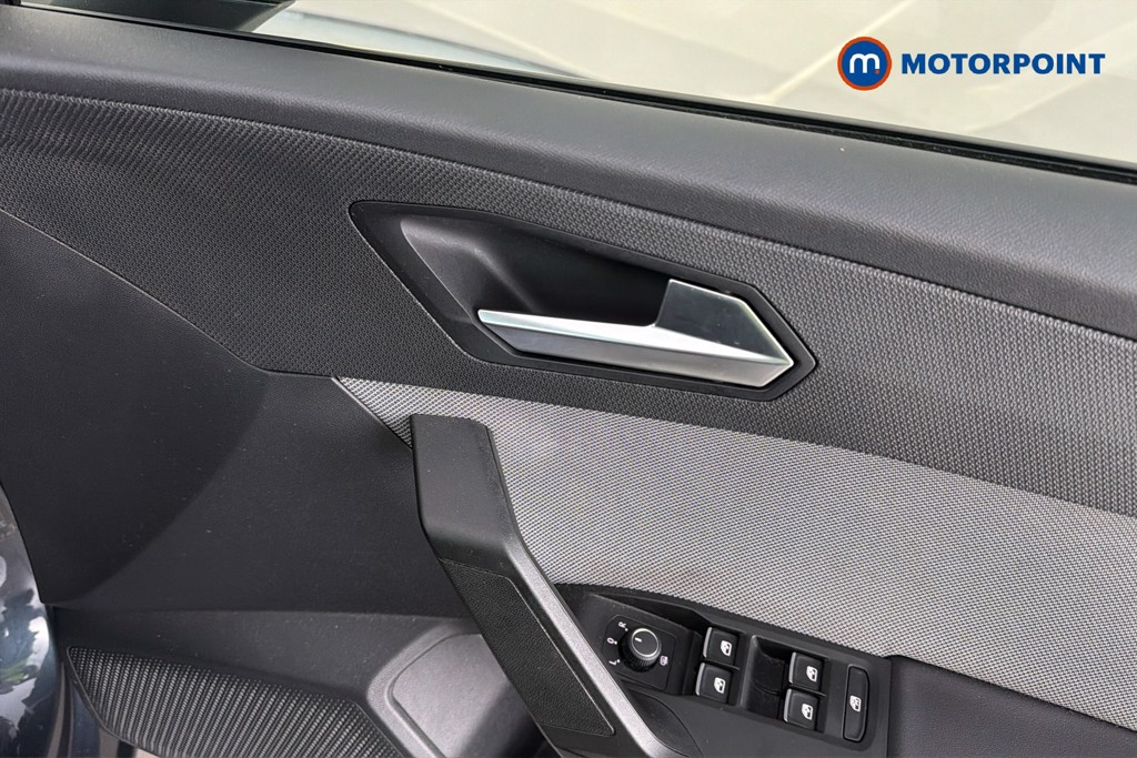 Seat Leon Se Dynamic Manual Petrol Hatchback - Stock Number (1638657) - 42nd supplementary image