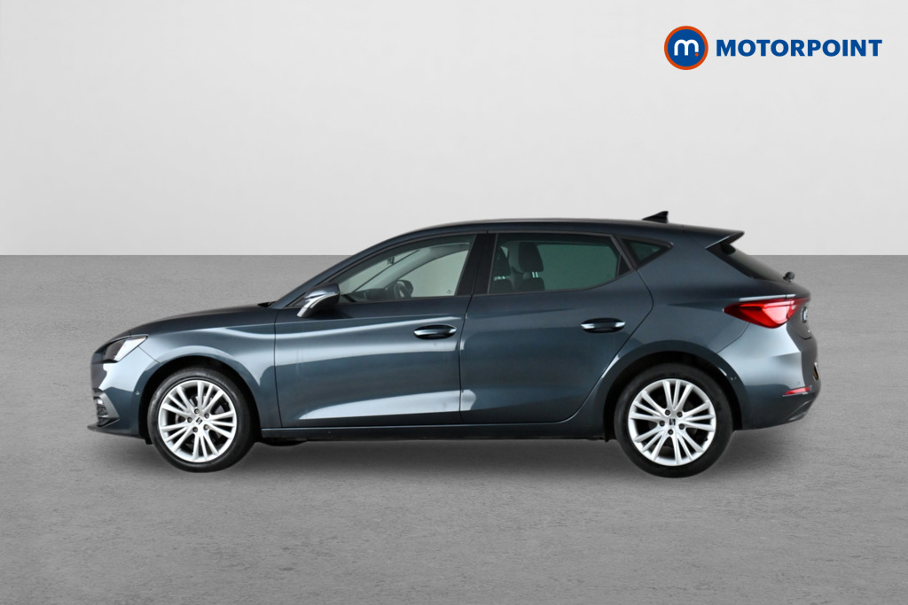 Seat Leon Se Dynamic Manual Petrol Hatchback - Stock Number (1638657) - Passenger side