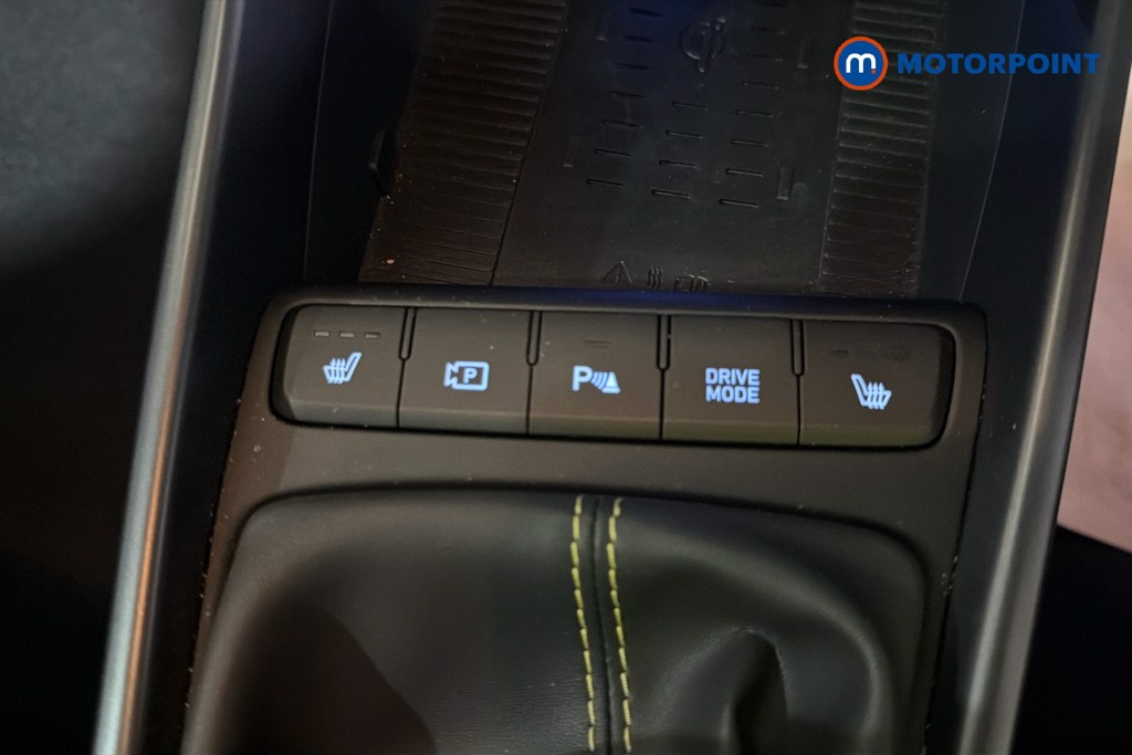 Hyundai I20 Ultimate Manual Petrol Hatchback - Stock Number (1638758) - 14th supplementary image