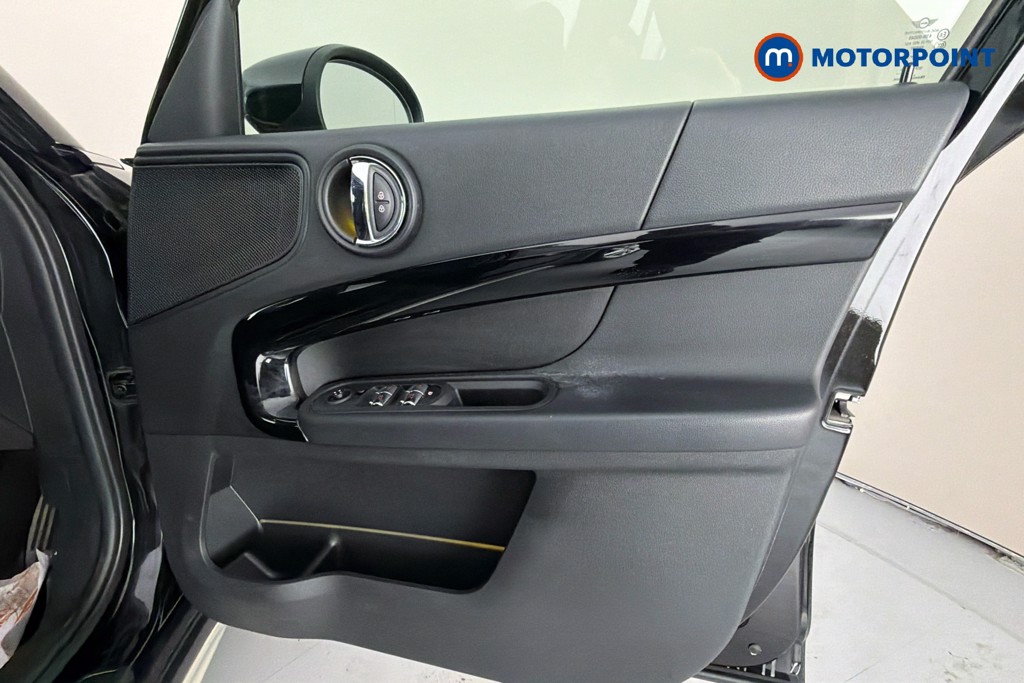 Mini Countryman Cooper Sport Manual Petrol SUV - Stock Number (1638879) - 19th supplementary image