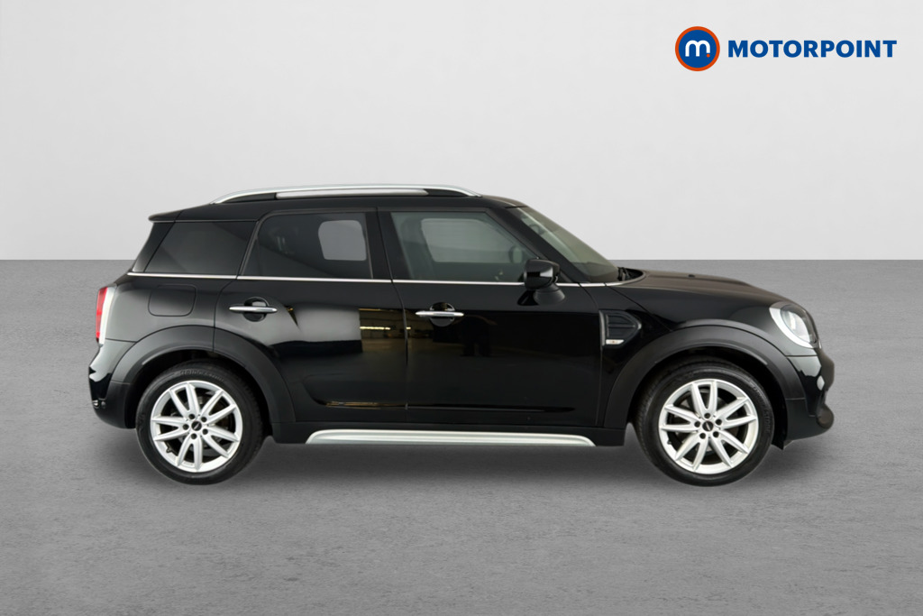 Mini Countryman Cooper Sport Manual Petrol SUV - Stock Number (1638879) - Drivers side