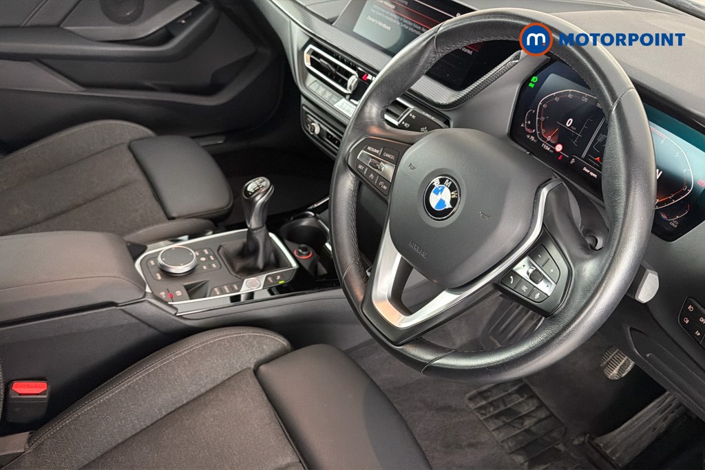BMW 2 Series Sport Manual Petrol Saloon - Stock Number (1638913) - 2nd supplementary image