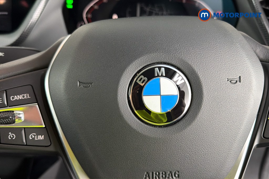 BMW 2 Series Sport Manual Petrol Saloon - Stock Number (1638913) - 5th supplementary image
