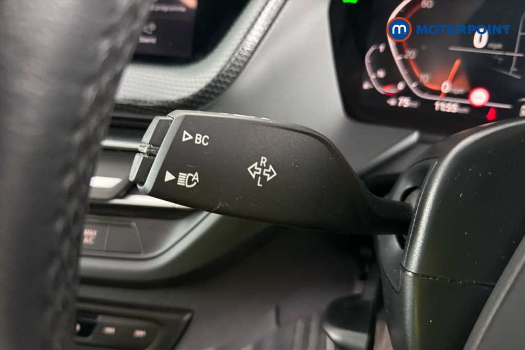 BMW 2 Series Sport Manual Petrol Saloon - Stock Number (1638913) - 6th supplementary image