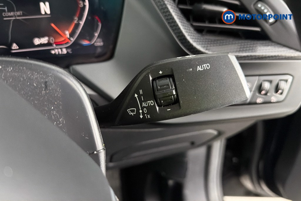 BMW 2 Series Sport Manual Petrol Saloon - Stock Number (1638913) - 7th supplementary image