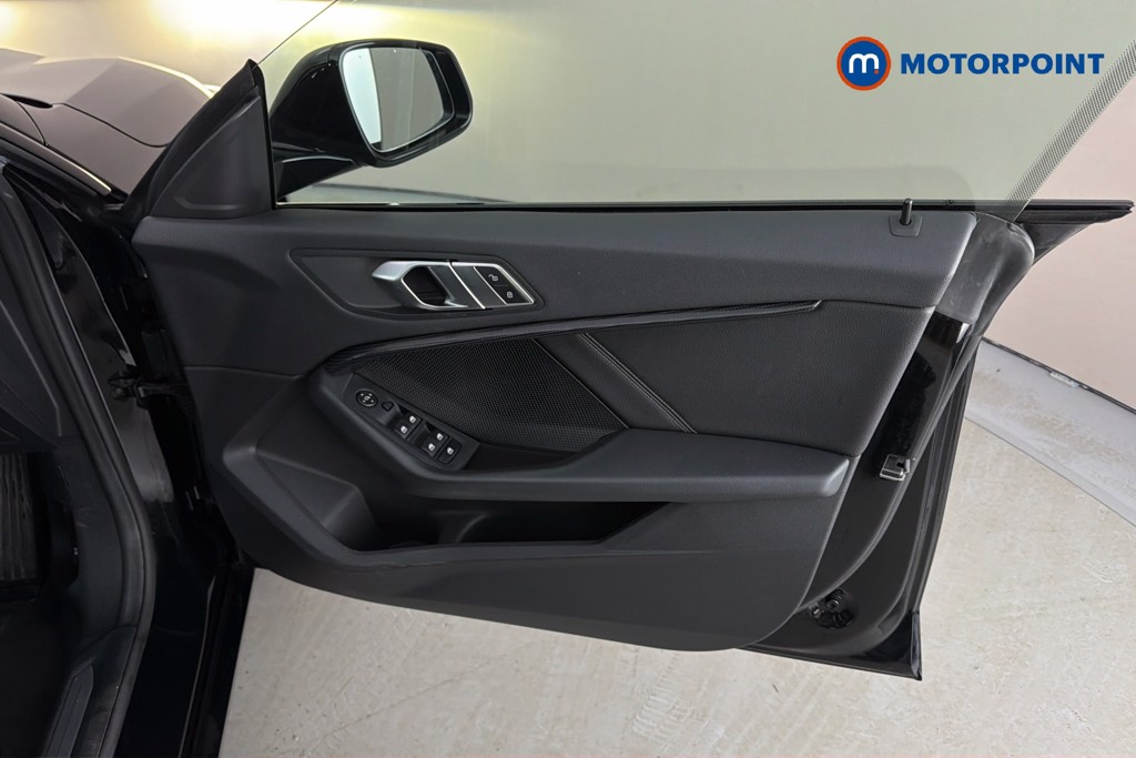 BMW 2 Series Sport Manual Petrol Saloon - Stock Number (1638913) - 19th supplementary image
