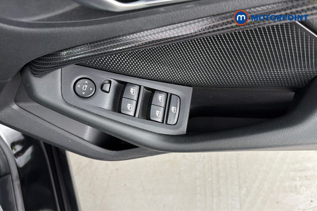 BMW 2 Series Sport Manual Petrol Saloon - Stock Number (1638913) - 20th supplementary image