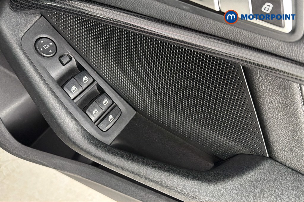 BMW 2 Series Sport Manual Petrol Saloon - Stock Number (1638913) - 21st supplementary image