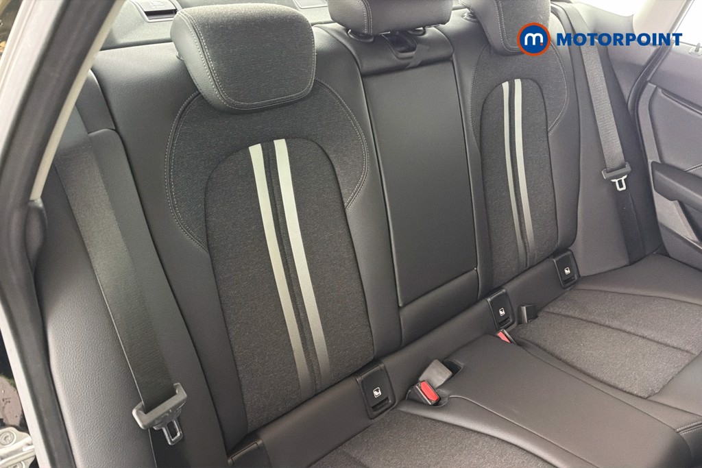 BMW 2 Series Sport Manual Petrol Saloon - Stock Number (1638913) - 28th supplementary image