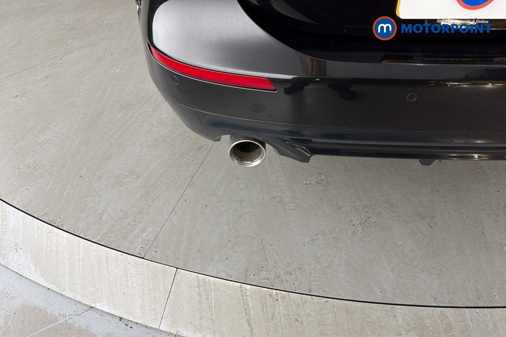 BMW 2 Series Sport Manual Petrol Saloon - Stock Number (1638913) - 39th supplementary image