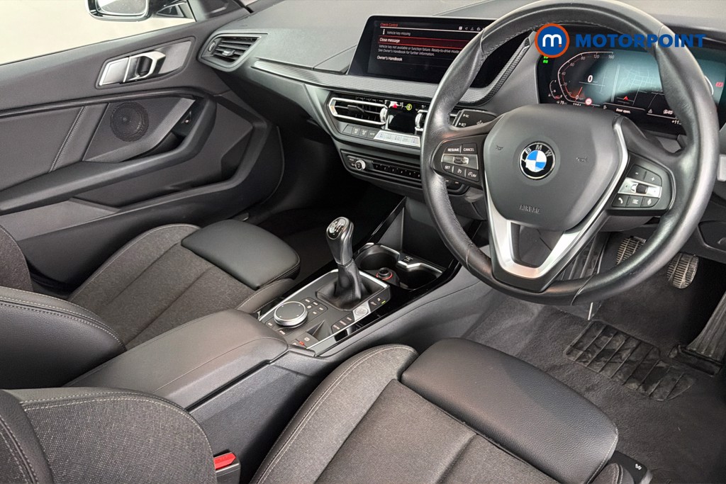 BMW 2 Series Sport Manual Petrol Saloon - Stock Number (1638913) - 1st supplementary image