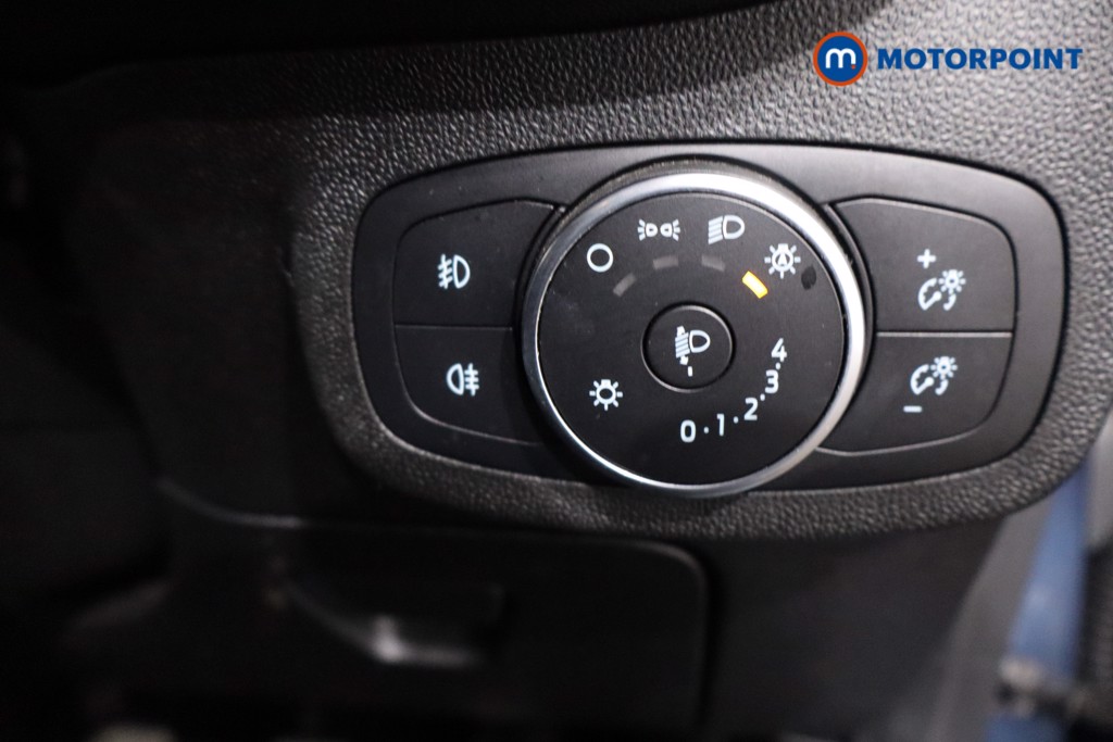 Ford Fiesta Zetec Manual Petrol Hatchback - Stock Number (1639063) - 17th supplementary image