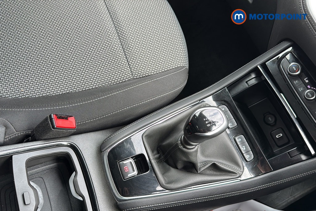 Vauxhall Grandland X SE Manual Diesel SUV - Stock Number (1639179) - 15th supplementary image