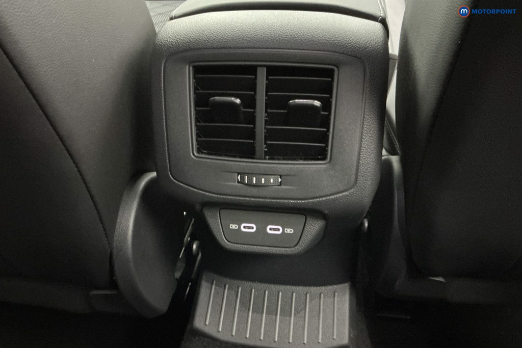 Volkswagen T-Roc Black Edition Automatic Petrol SUV - Stock Number (1639520) - 14th supplementary image