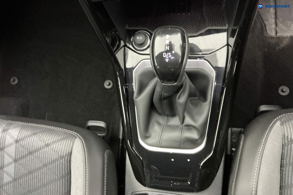 Volkswagen T-Roc Black Edition Automatic Petrol SUV - Stock Number (1639520) - 17th supplementary image