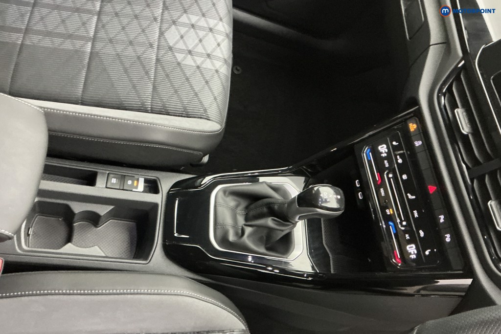 Volkswagen T-Roc Black Edition Automatic Petrol SUV - Stock Number (1639520) - 19th supplementary image