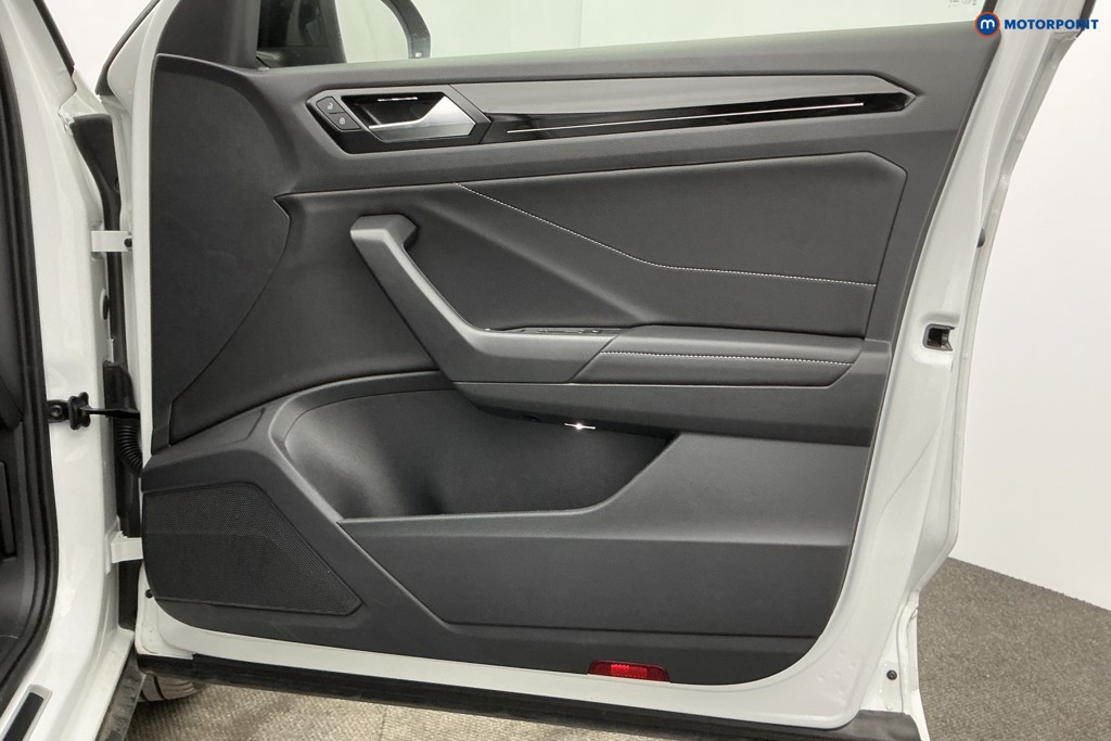 Volkswagen T-Roc Black Edition Automatic Petrol SUV - Stock Number (1639520) - 25th supplementary image