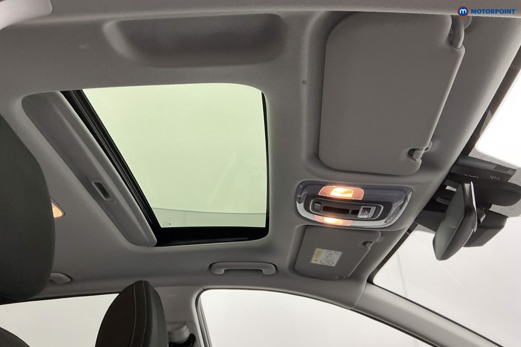 Hyundai I20 Ultimate Manual Petrol Hatchback - Stock Number (1639530) - 14th supplementary image
