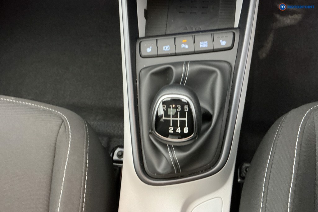 Hyundai I20 Ultimate Manual Petrol Hatchback - Stock Number (1639530) - 17th supplementary image
