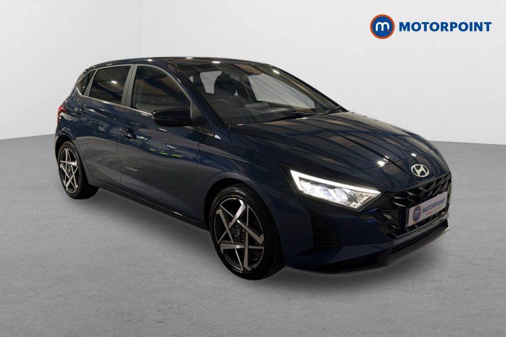 Hyundai I20 Premium Automatic Petrol Hatchback - Stock Number (1639532) - Drivers side front corner