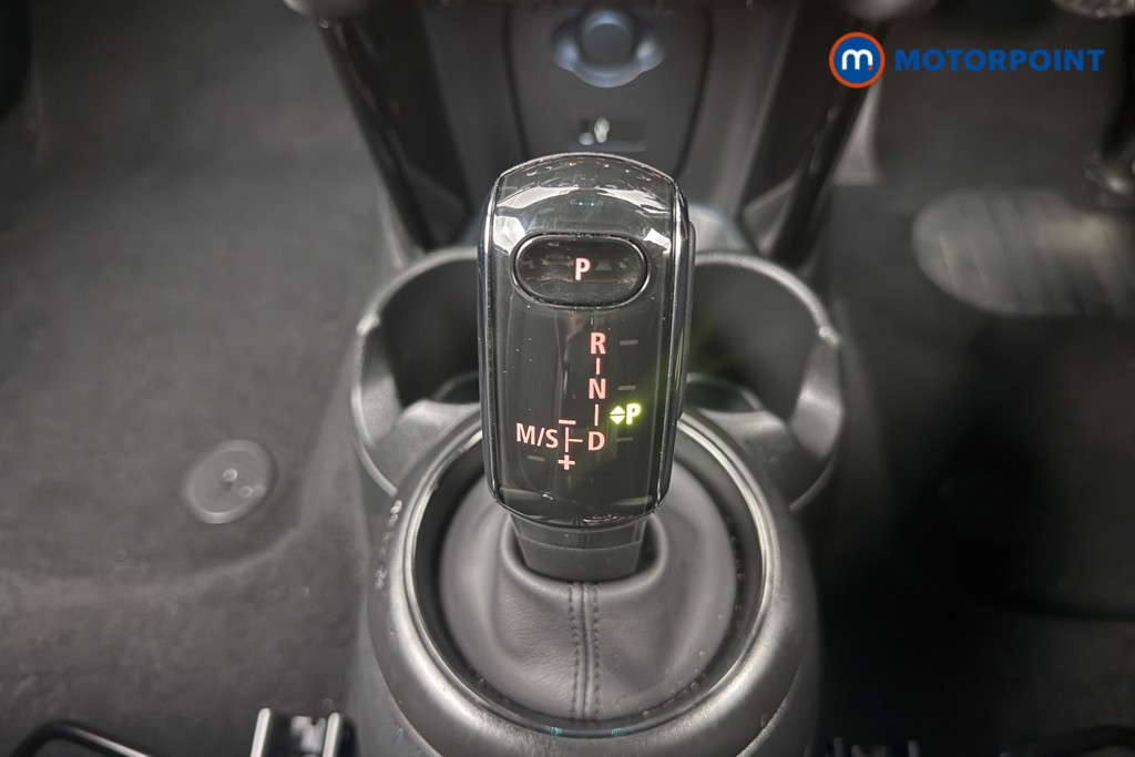 Mini Hatchback Cooper Sport Automatic Petrol Hatchback - Stock Number (1639596) - 5th supplementary image