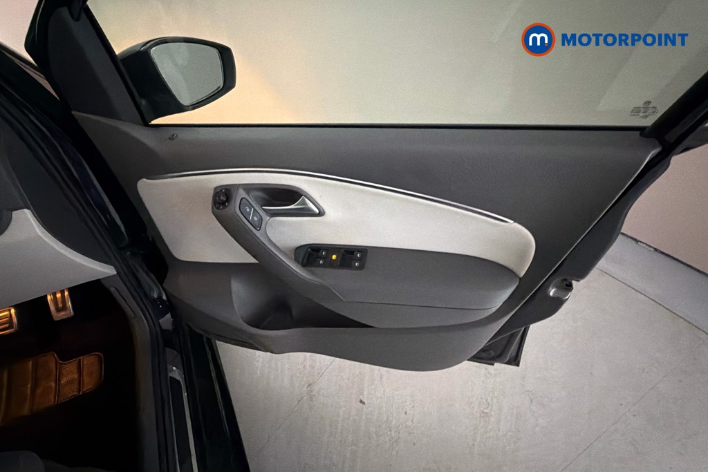 Volkswagen Polo Se Design Manual Petrol Hatchback - Stock Number (1639649) - 19th supplementary image
