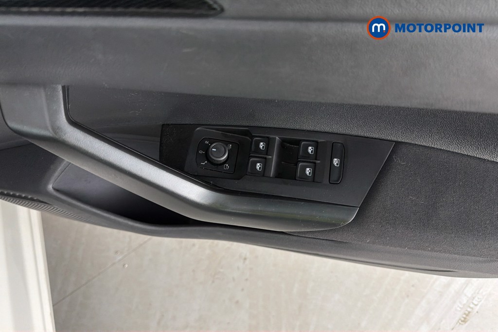 Volkswagen Polo Life Manual Petrol Hatchback - Stock Number (1639657) - 20th supplementary image