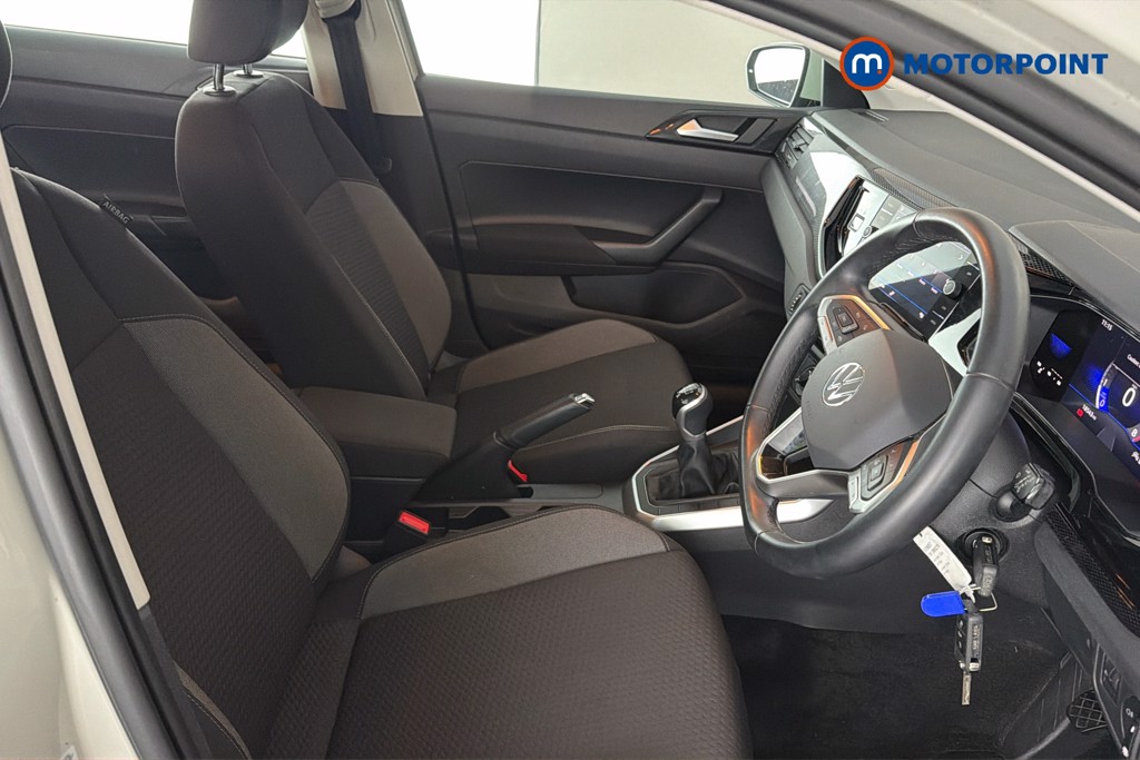 Volkswagen Polo Life Manual Petrol Hatchback - Stock Number (1639657) - 22nd supplementary image