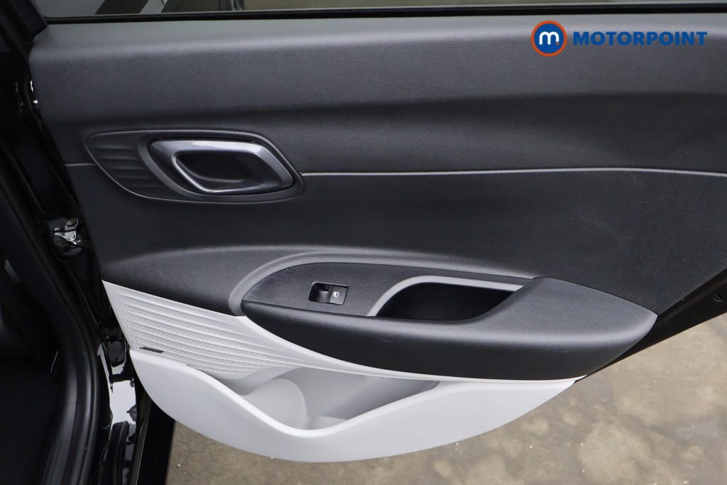 Hyundai I20 Ultimate Manual Petrol Hatchback - Stock Number (1639929) - 17th supplementary image