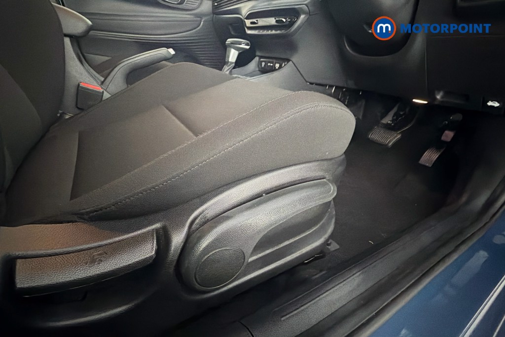 Hyundai I20 Premium Automatic Petrol Hatchback - Stock Number (1639931) - 25th supplementary image