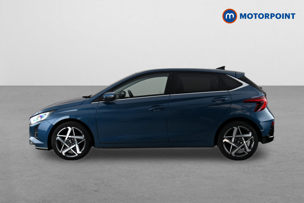 Hyundai I20 Premium Automatic Petrol Hatchback - Stock Number (1639931) - Passenger side