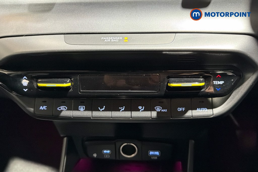 Hyundai I20 Ultimate Manual Petrol Hatchback - Stock Number (1640062) - 12th supplementary image