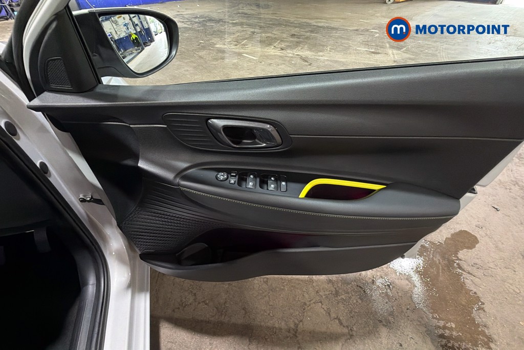 Hyundai I20 Ultimate Manual Petrol Hatchback - Stock Number (1640062) - 19th supplementary image