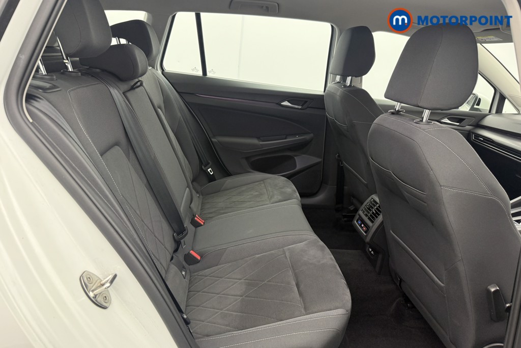 Volkswagen Golf Style Automatic Diesel Estate - Stock Number (1640127) - 19th supplementary image