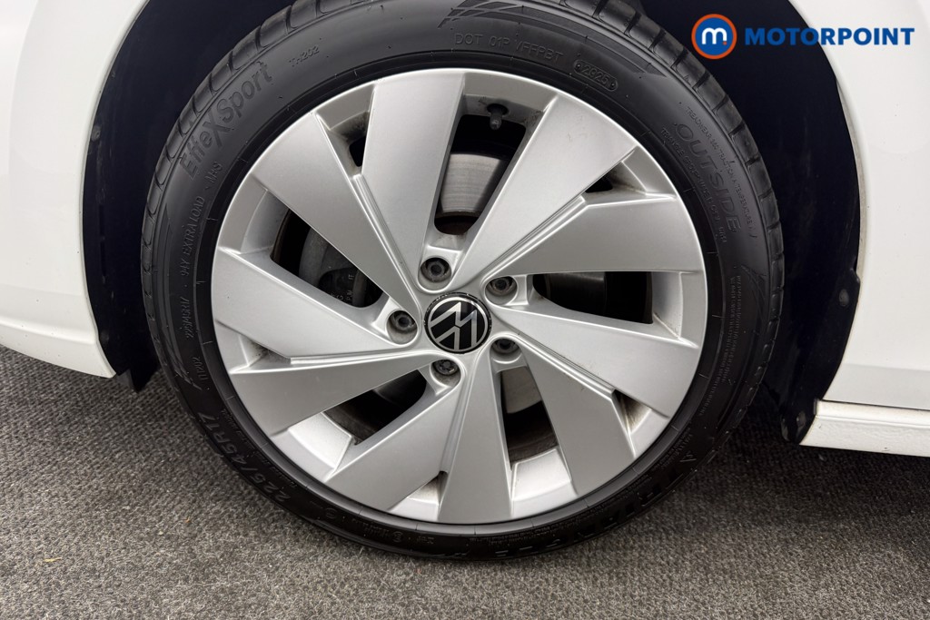 Volkswagen Golf Style Automatic Diesel Estate - Stock Number (1640127) - 26th supplementary image