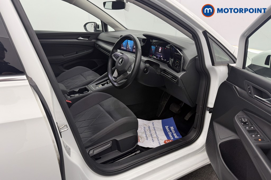 Volkswagen Golf Style Automatic Diesel Estate - Stock Number (1640127) - 1st supplementary image