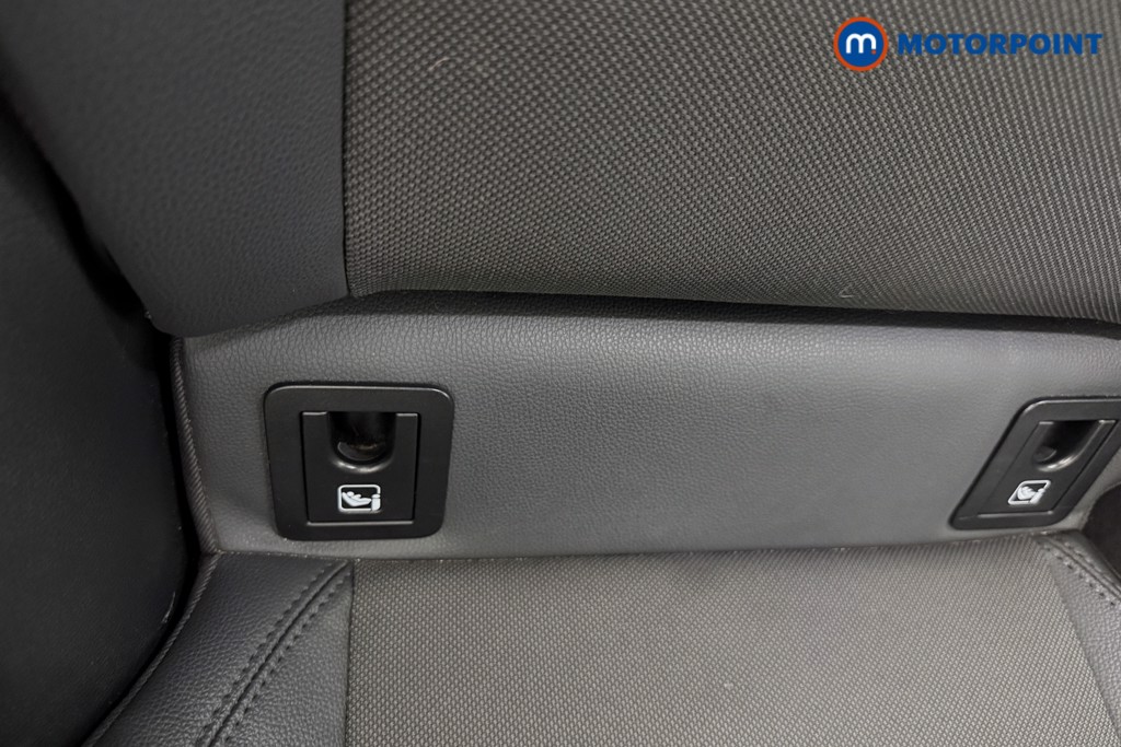 Toyota Corolla Gr Sport Automatic Petrol-Electric Hybrid Estate - Stock Number (1640210) - 20th supplementary image
