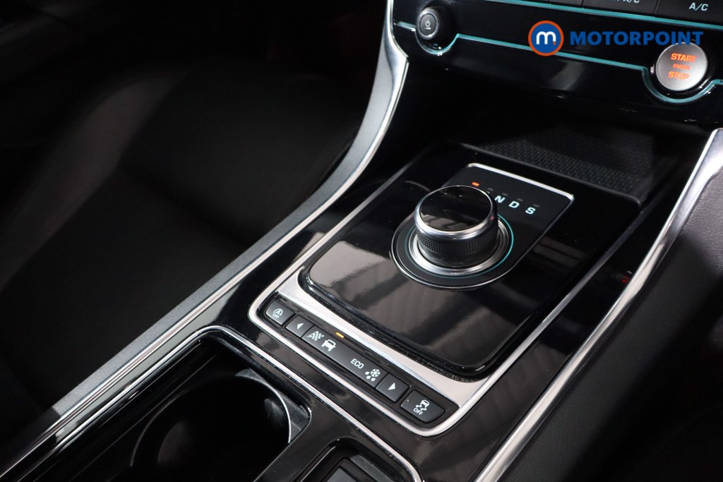 Jaguar XE Portfolio Automatic Petrol Saloon - Stock Number (1640234) - 18th supplementary image